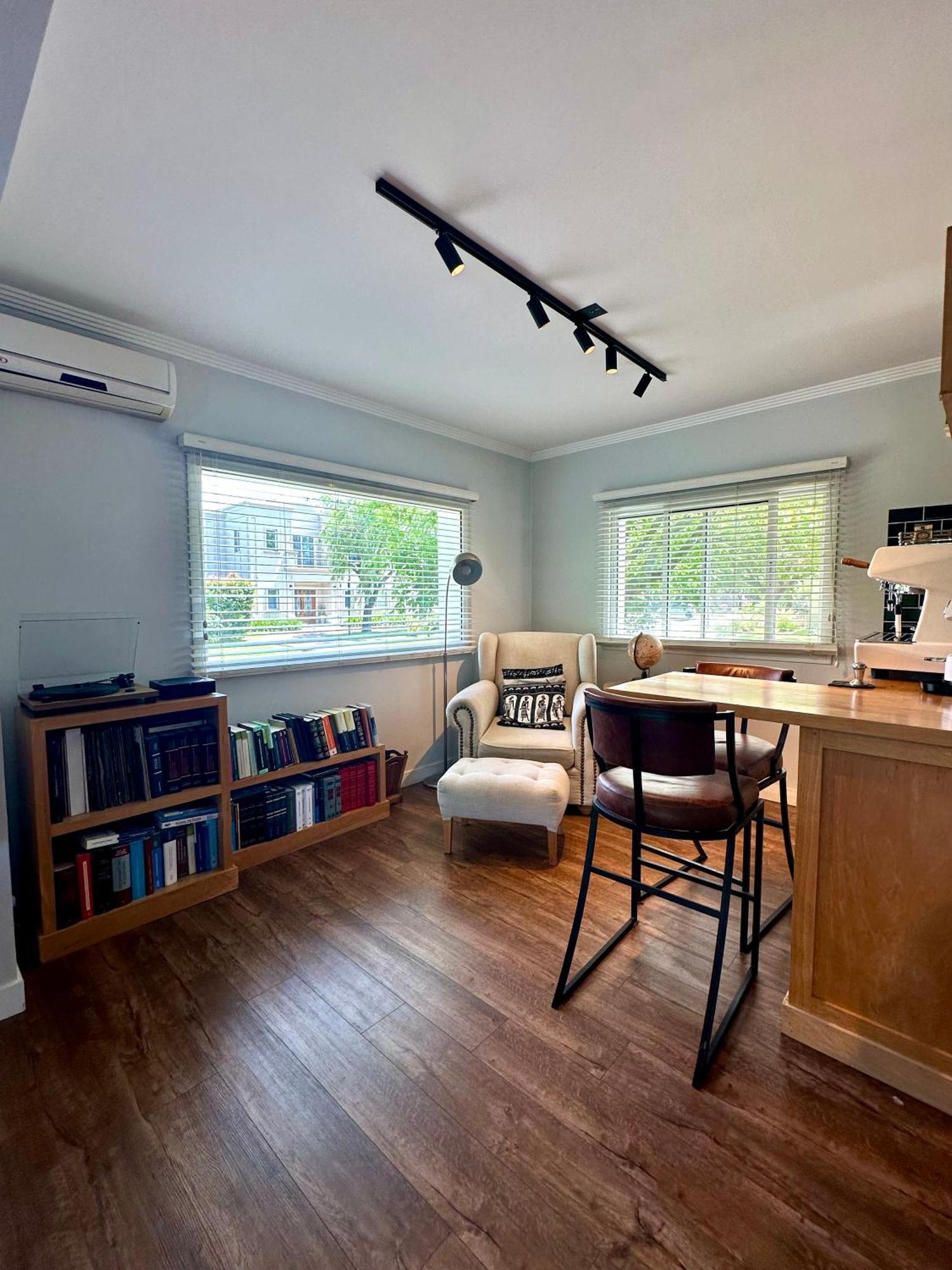Exclusiva Casa Con Cava Privada, Piscina Y Ascensor Villa General Pacheco Luaran gambar