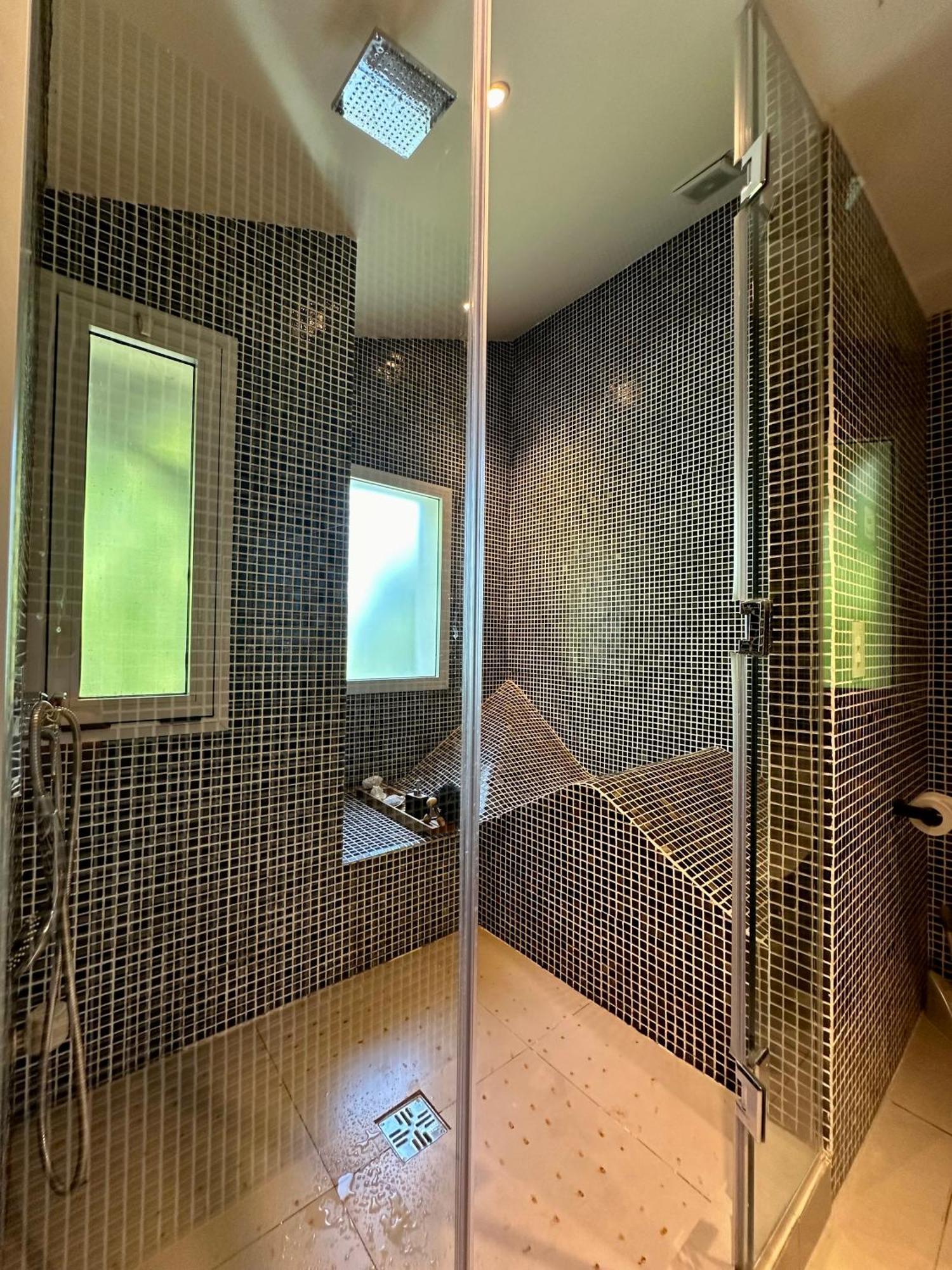 Exclusiva Casa Con Cava Privada, Piscina Y Ascensor Villa General Pacheco Luaran gambar