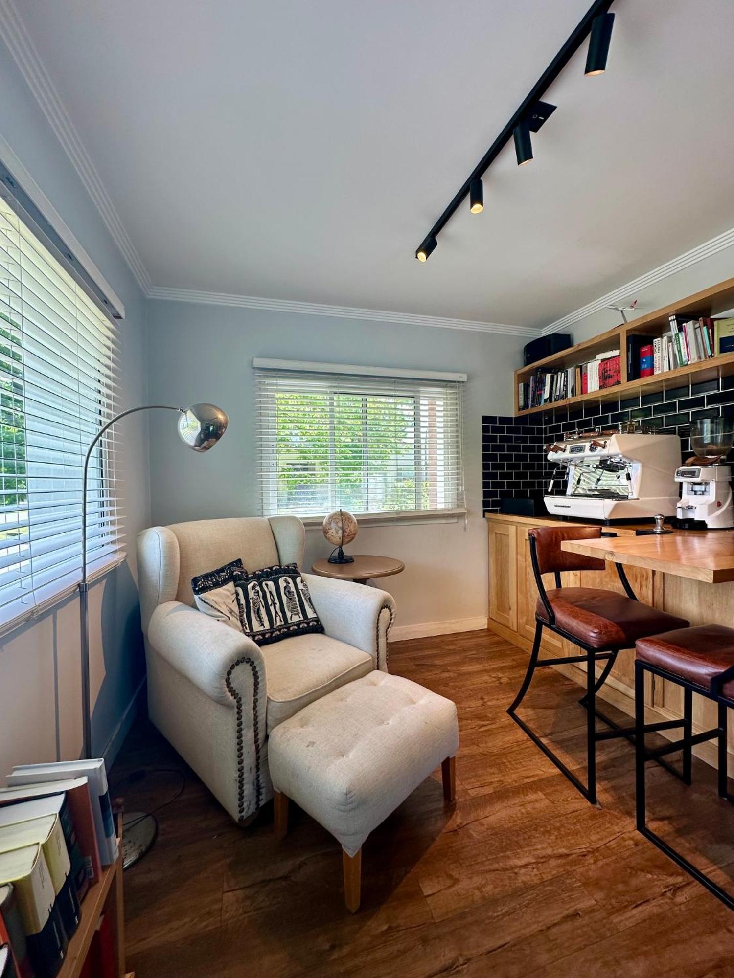 Exclusiva Casa Con Cava Privada, Piscina Y Ascensor Villa General Pacheco Luaran gambar